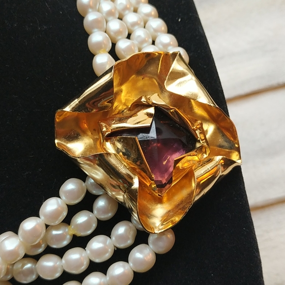 Pearl Choker Necklace - Picture 2 of 2